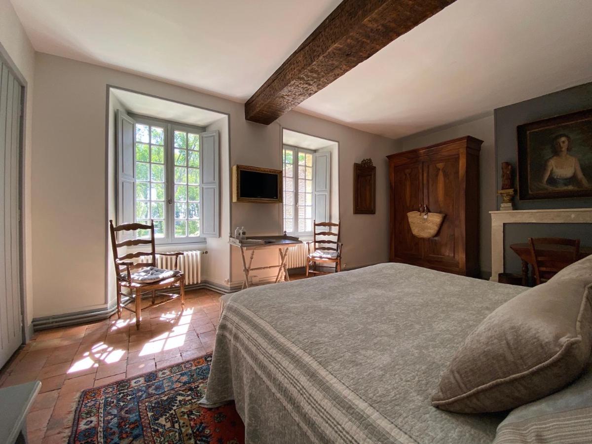 Le Petit Chateau De Sainte Colombe Bouges-le-Chateau Eksteriør billede