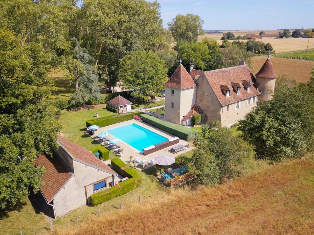 Le Petit Chateau De Sainte Colombe Bouges-le-Chateau Eksteriør billede